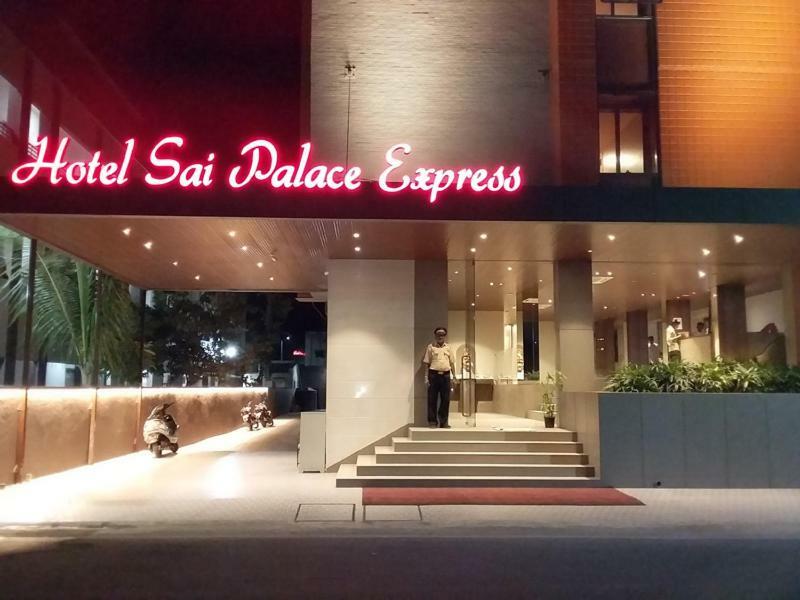 Sai Palace Express Hotel Shirdi Exterior photo